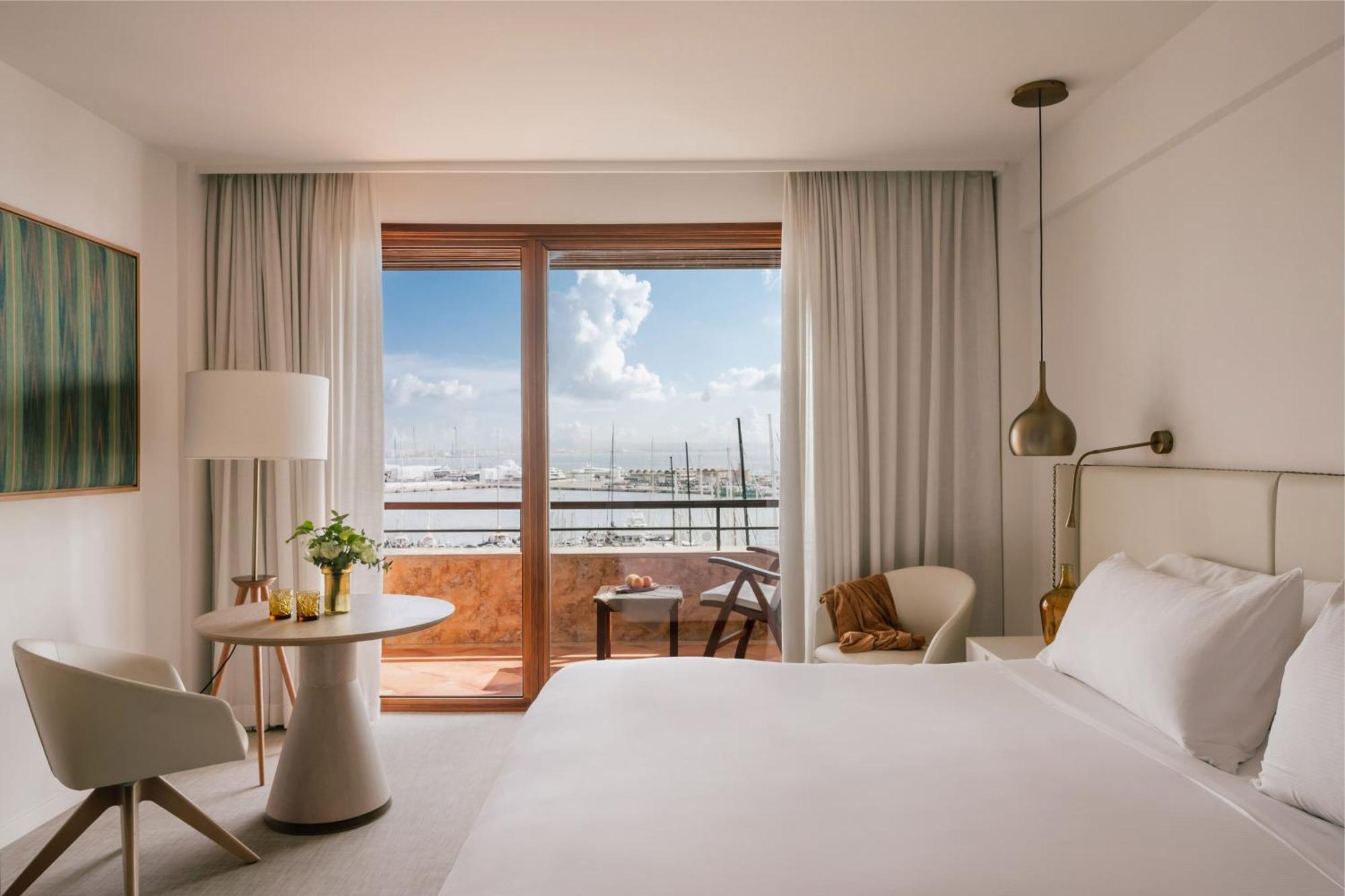 Suite Red Level con vistas al mar y la catedral